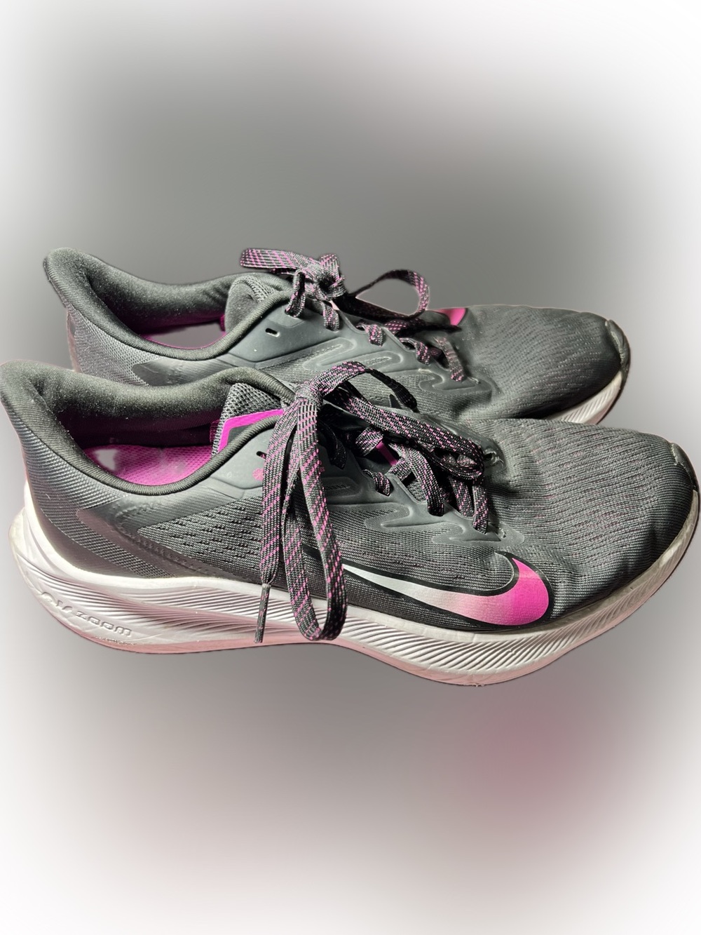 Nike Air Zoom Winflo 7 Dark Smoke Grey Fire Pink Women's US 8